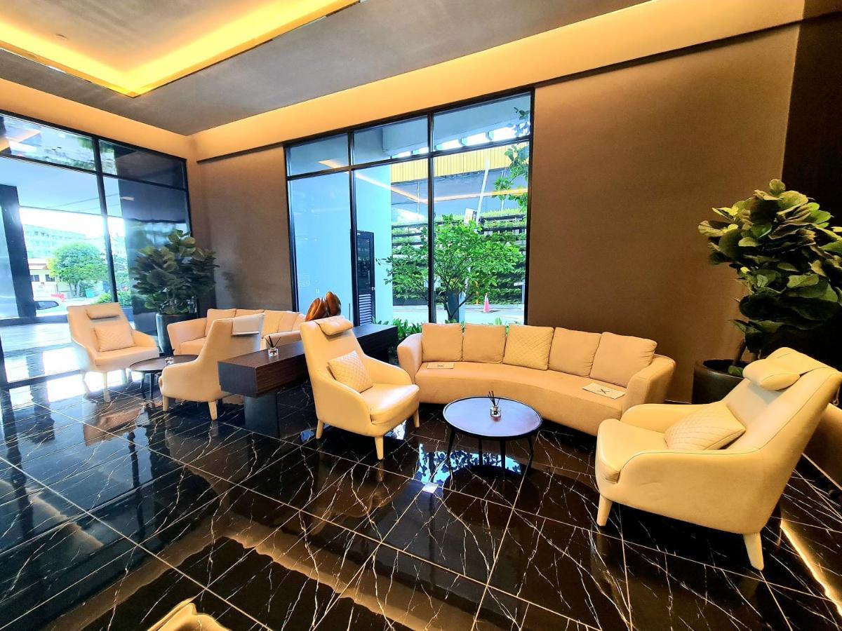 Beacon Executive Premium Suite George Town Dış mekan fotoğraf