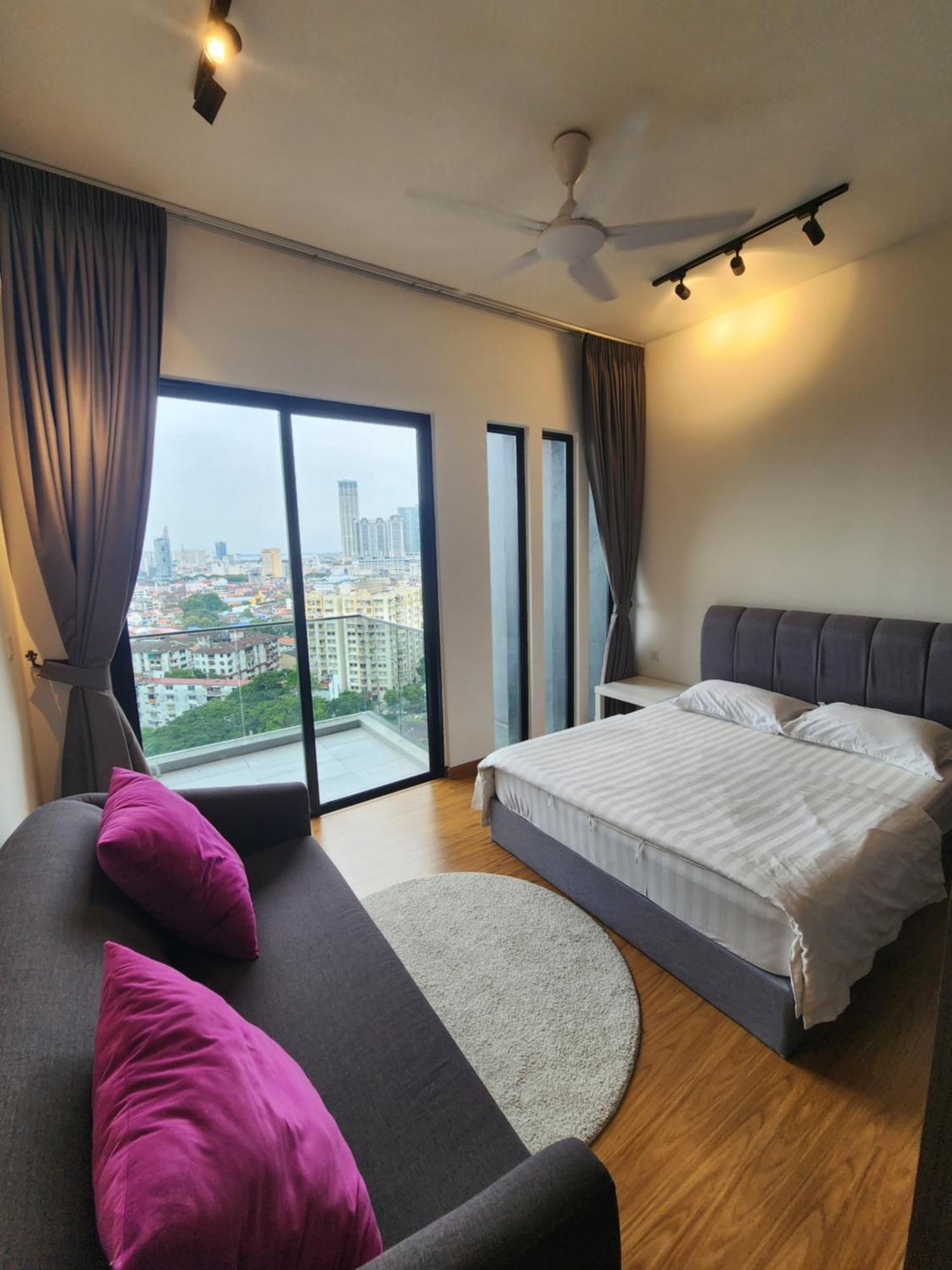 Beacon Executive Premium Suite George Town Dış mekan fotoğraf