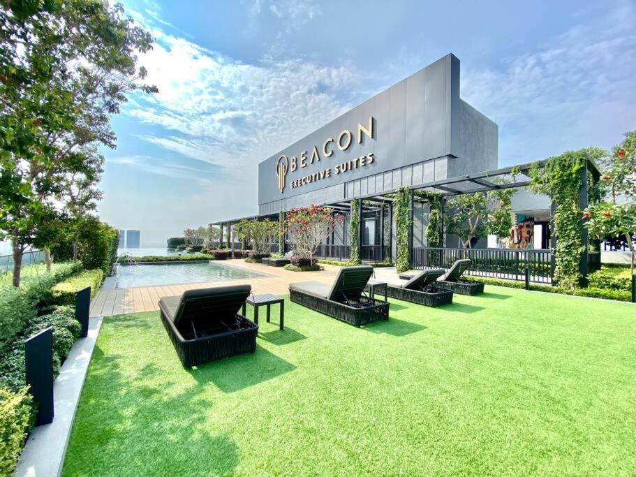Beacon Executive Premium Suite George Town Dış mekan fotoğraf